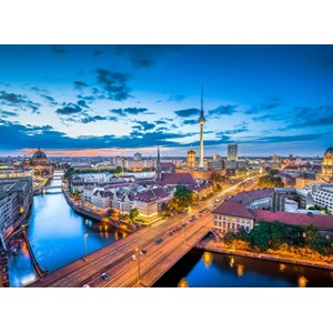 Grafika (02506) - "Deutschland Edition, Berlin Skyline In Twilight" - 300 pieces puzzle