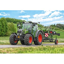 Schmidt Spiele (56257) - "Fendt 211 Vario with Fendt Wender Twister" - 150 pieces puzzle