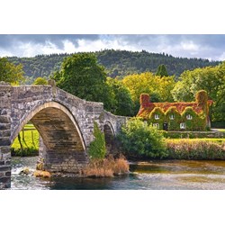 Castorland (C-104673) - "Village Corne in Wales" - 1000 pieces puzzle